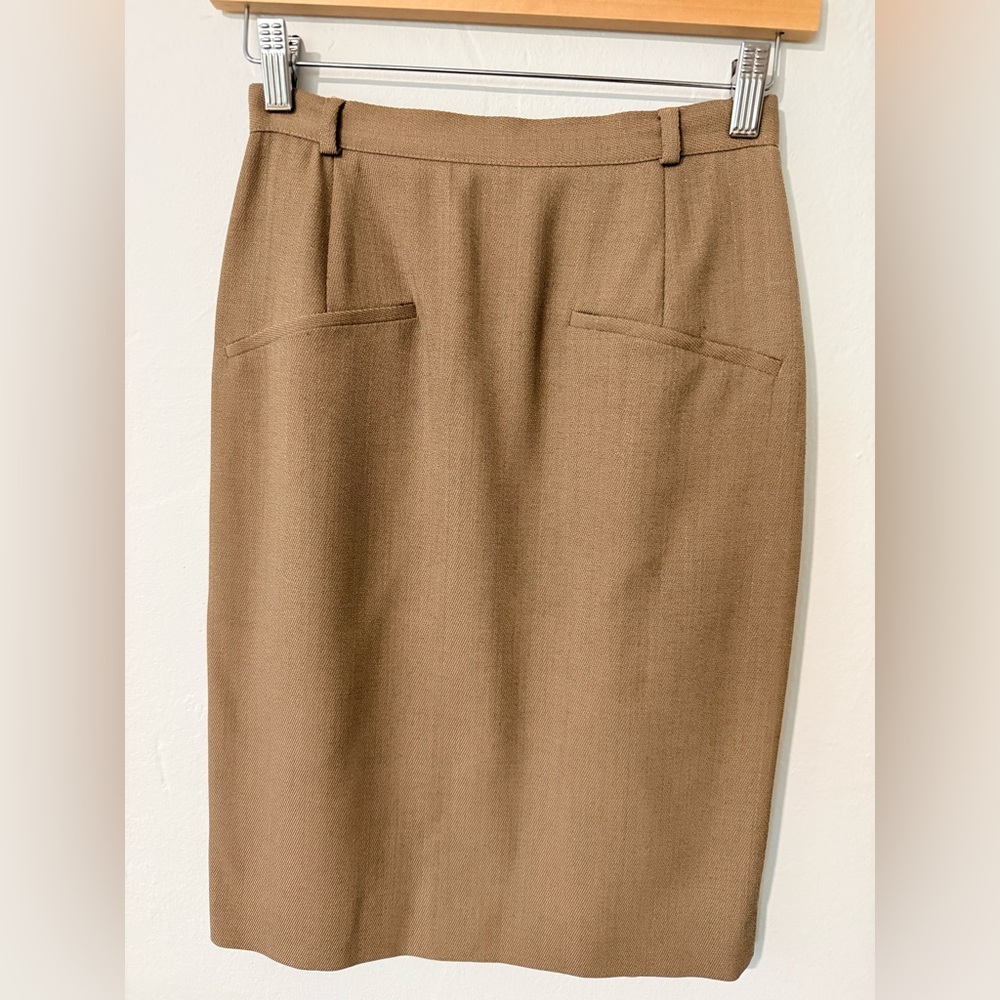Joan & David Brown Woven Suiting Pencil Skirt Size 6 Classic Career